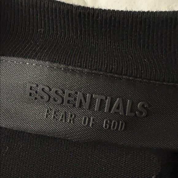 Fear of God Essentials Black Long Sleeve - Picture 4 of 5
